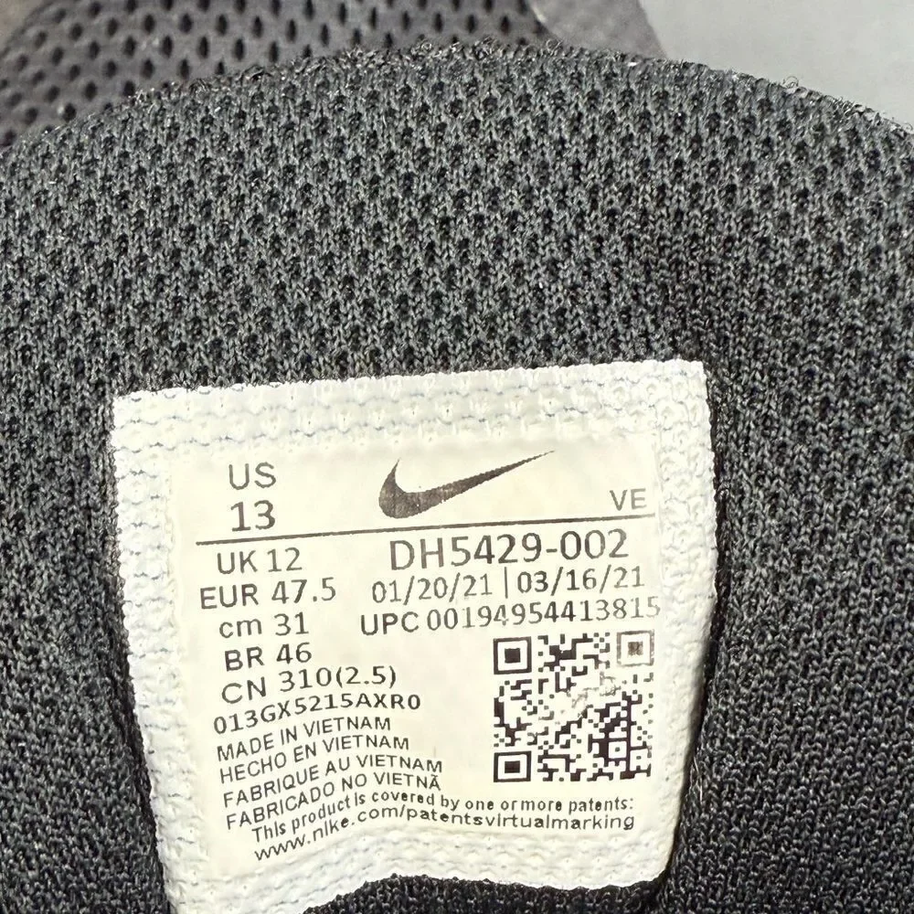 NIKE  Run Swift 2 ' Dark Smoke Grey sneaker shoes men size 13